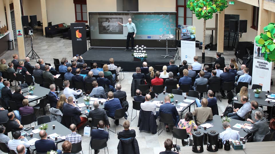 PeterBurman_SmartIndustri1.jpg