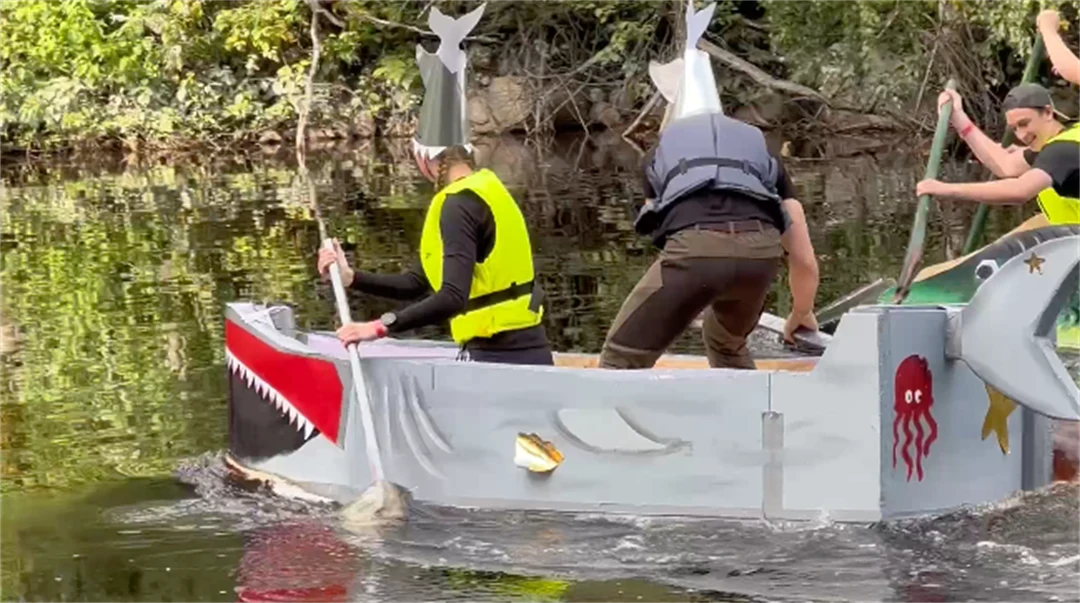 Båtrace i Selångersån