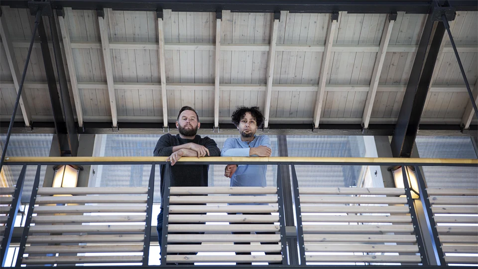 Andreas B Larsson och Fara Tabrizi