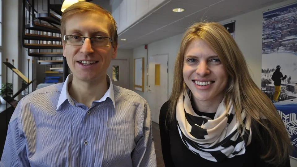 Andrew Govus, Amelia Carr, NVC