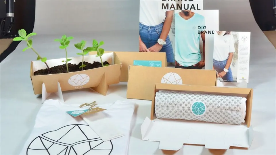 Förpackning design samarbete med Japan. Designen gjord av Johanna Edström, Leonie Liljefeldt, Michelle Dahl.