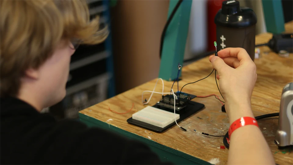 A person who works with electronics