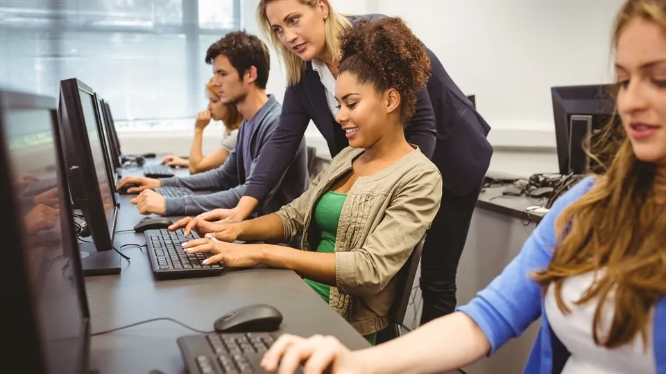  Students in computer room