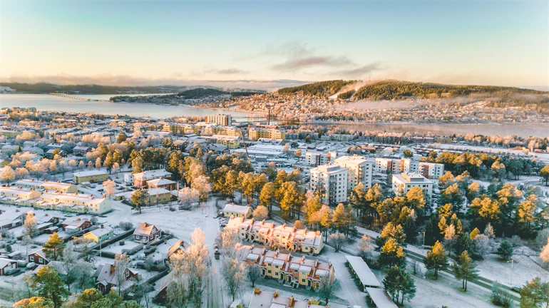 Vintrig vy över Östersund