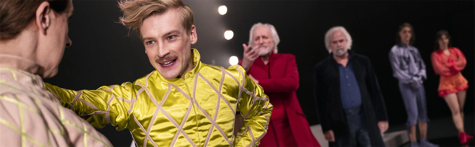 Teater Västernorrlands Två herrars tjänare.