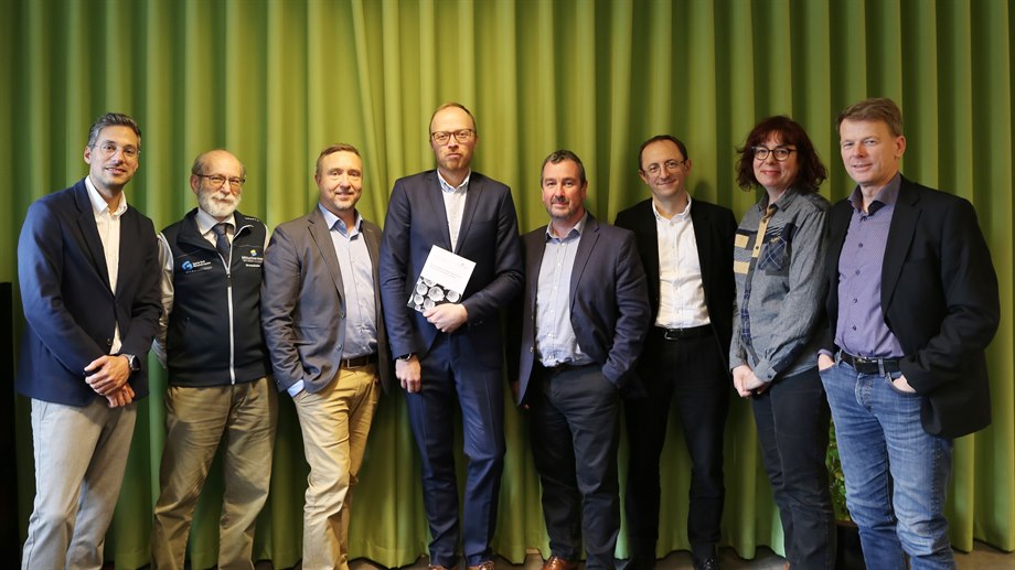 Stefan Roos med handledare, opponent och betygsnämnd