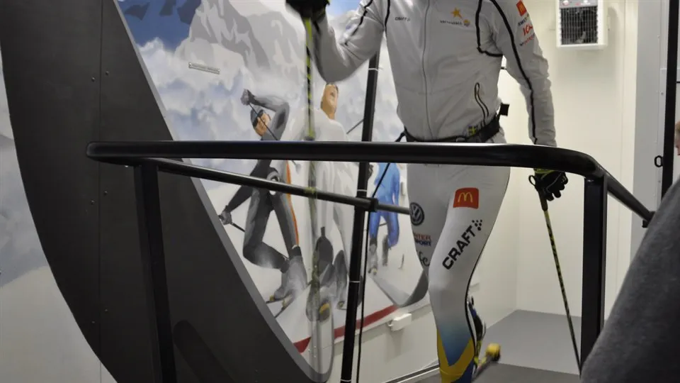 Mats Larsson var den som fick premiäråka i labbet på 2 500 meters höjd och i åtta minusgrader.