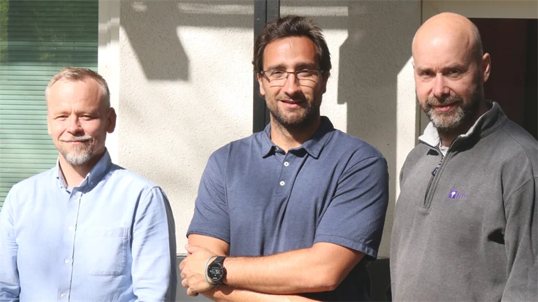 Picture of visiting professor Bruno Medronho (middle) , professor Magnus Norgen (left) and professor Håkan Edlund (right).