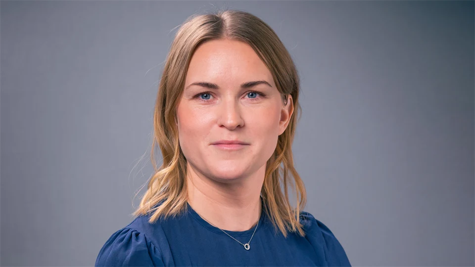 Porträttbild av Hanna Jansson