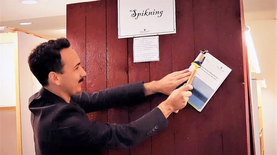 Jonathan Yachins spikning av avhandling