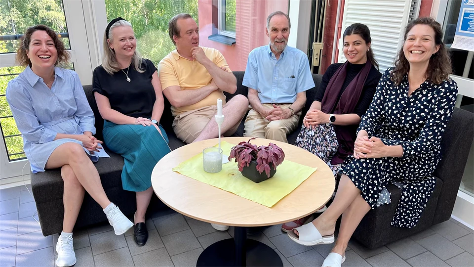 Bob Scapens visiting CER