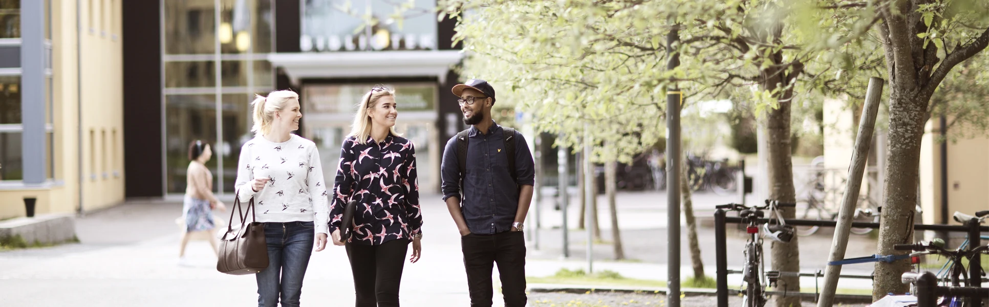 Studenter, utomhus, Östersund