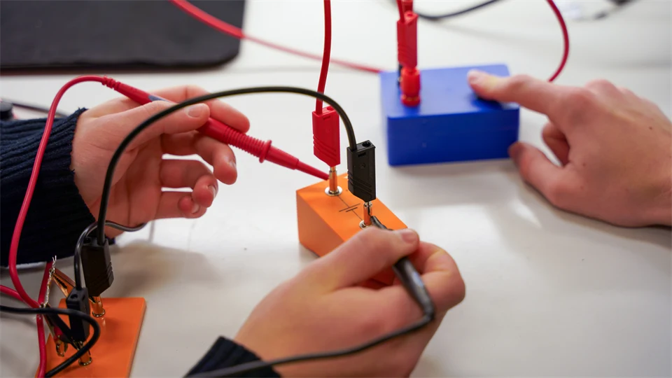 utrustning för mätning av resistans i batterier