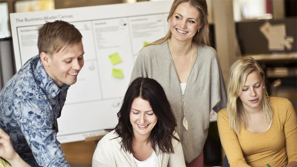 Workshop med studenter i samverkansavdelningens lokaler i Östersund