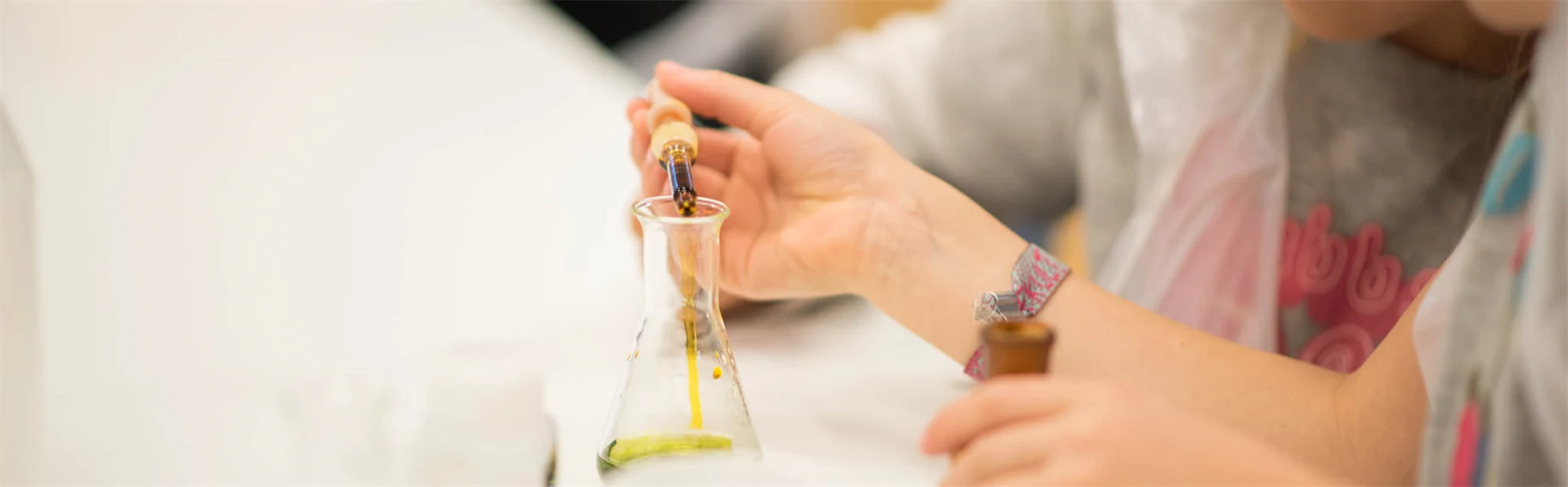 Forskarfredag barn kemi