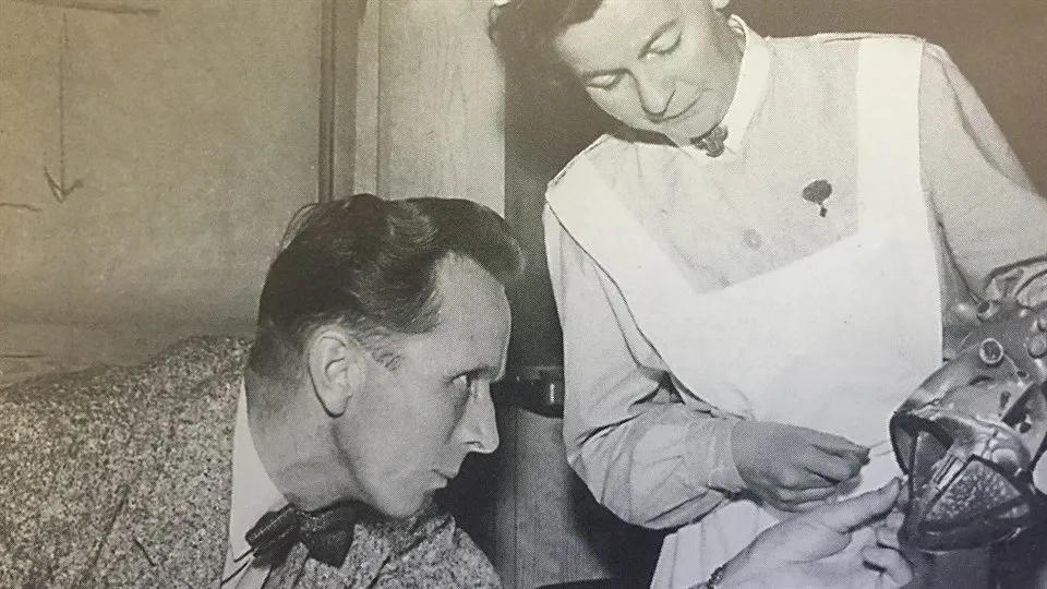 första sjuksköterskan